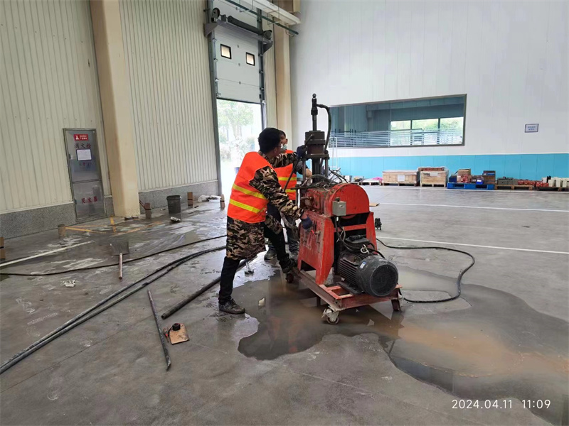 凤阳厂房地面下沉塌陷注浆加固施工